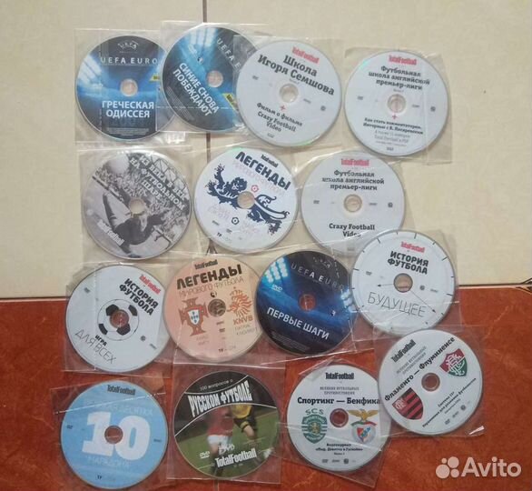 Постеры и диски из журналов Total Football