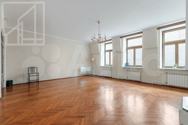 5-к. квартира, 190 м², 4/4 эт.
