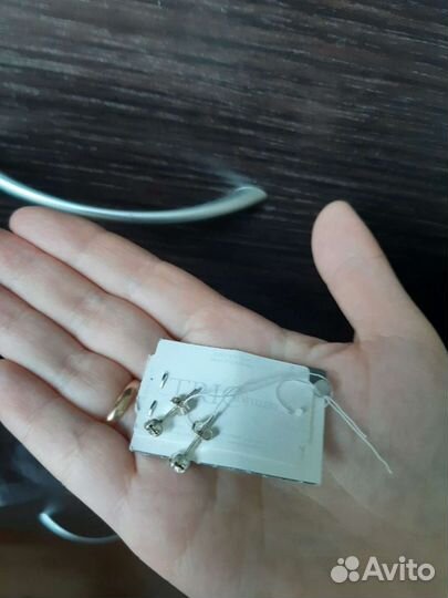 Серебряные серьги новые