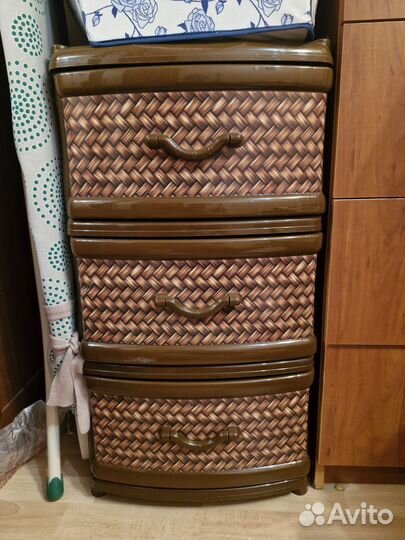 Пластиковая тумба