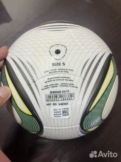 Футбольный мяч adidas speedcell
