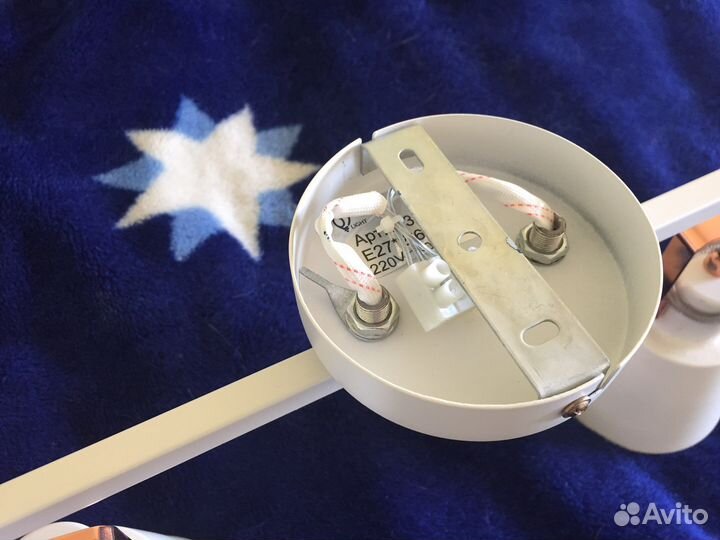 Светильник потолочный