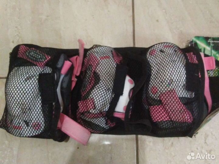 Ролики р. 25-27, шлем, защита