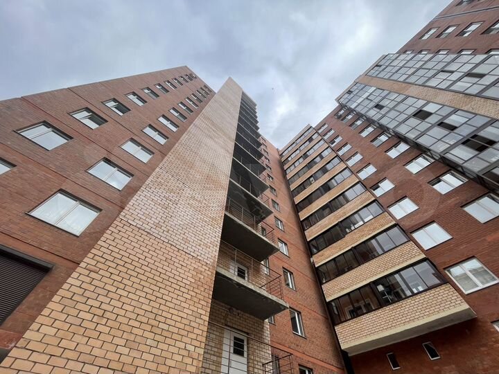 2-к. квартира, 58 м², 3/14 эт.