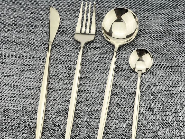 Набор столовых приборов