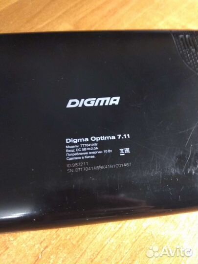 Планшет Digma optima 7.11