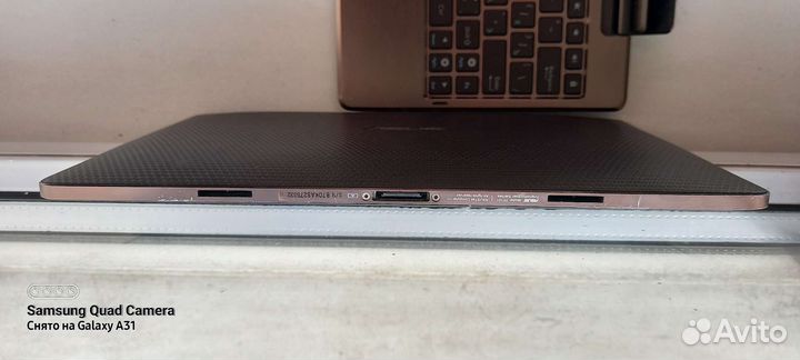 Планшет-трансформер asus