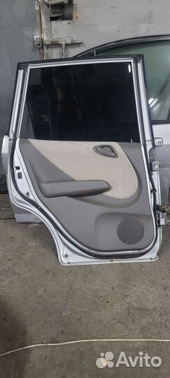 Honda fit двери