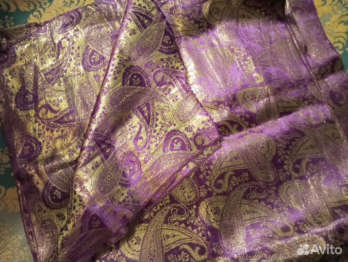 Парча золотая на натуральном шелке. Винтаж