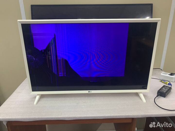 Разбор телевизора LG 32LJ519U