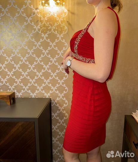 Коктейльное платье с камнями y2k