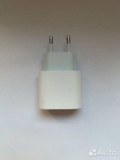 Зарядное устройство для телефона iPhone