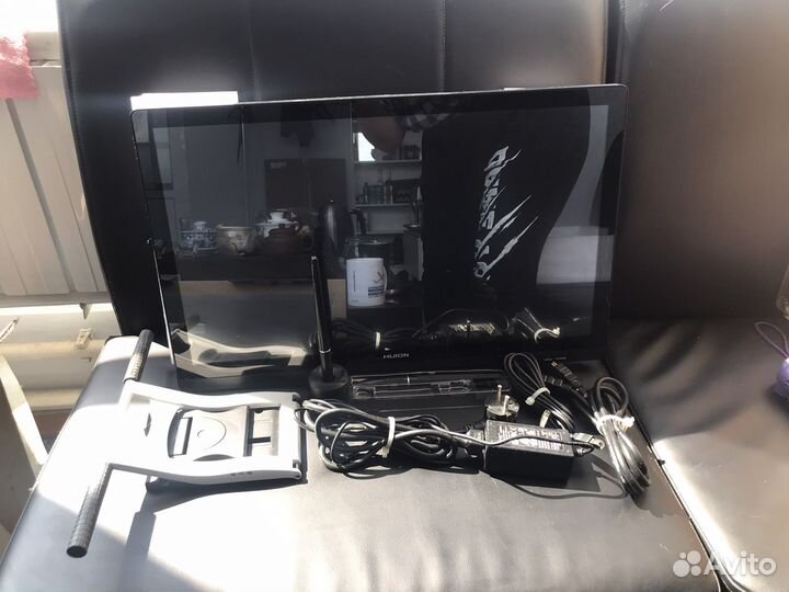 Huion gt-220 v2