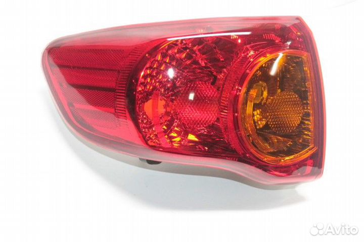 Фонарь задн. в сб. Toyota Corolla E150 лев. с 2006