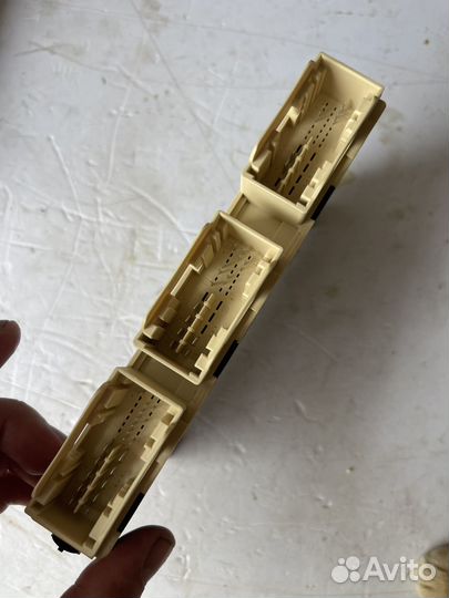 Блок управления сиденьем mercedes w213