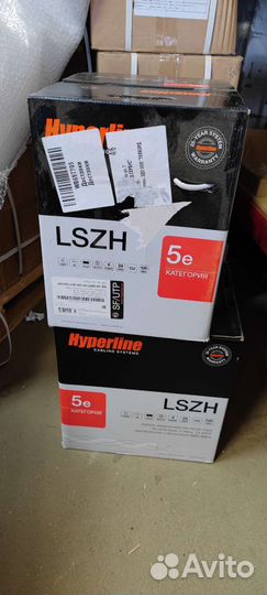 Hyperline sfutp-C5E-S24-IN-lszh-GY-305