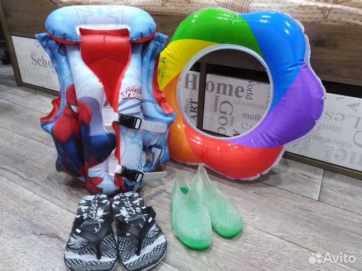 Жилет для плавания, надувной круг