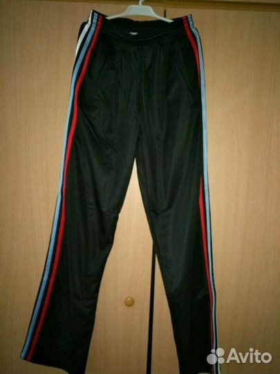 Костюм новый 42р-р