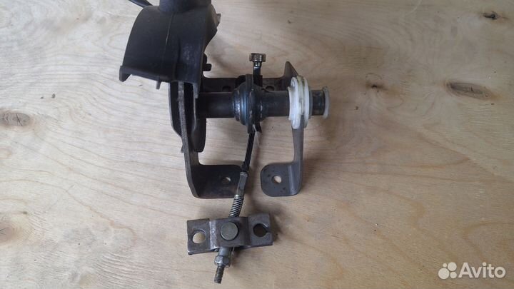 Ручник Hyundai Elantra xd