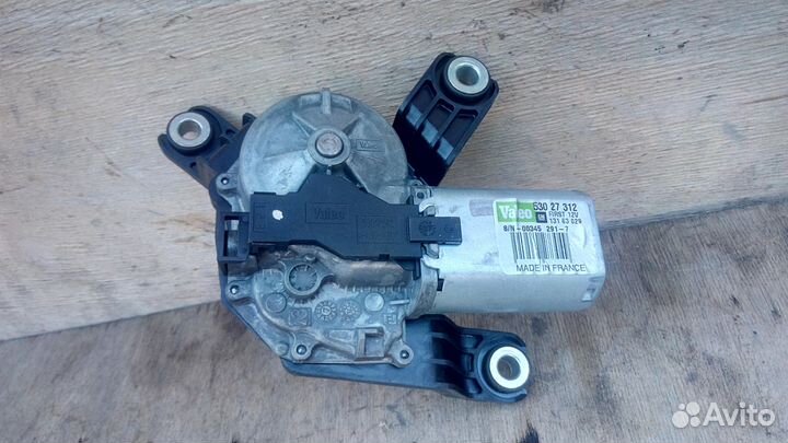 Мотор стеклоочистителя задний на Опель Корса Д