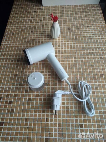 Отпариватель ручной для одежды