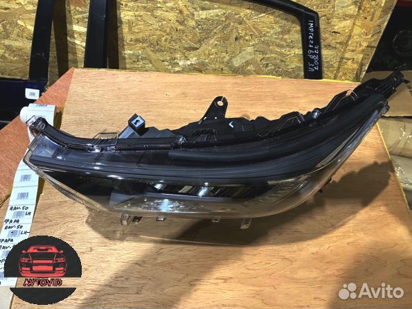 Toyota RAV4 XA50 2020г Фара передняя рав 4