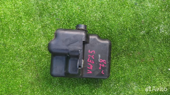 Резонатор воздушного фильтра Nissan Caravan Van