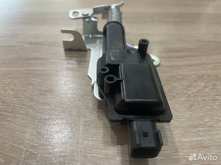 Привод замка багажника ford