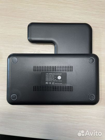 Беспроводная зарядка 3 в 1 для iPhone