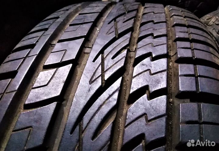 Continental ContiCrossContact UHP 255/55 R18