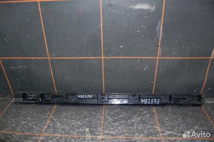 Кронштейн порога левого - BMW X1 E84