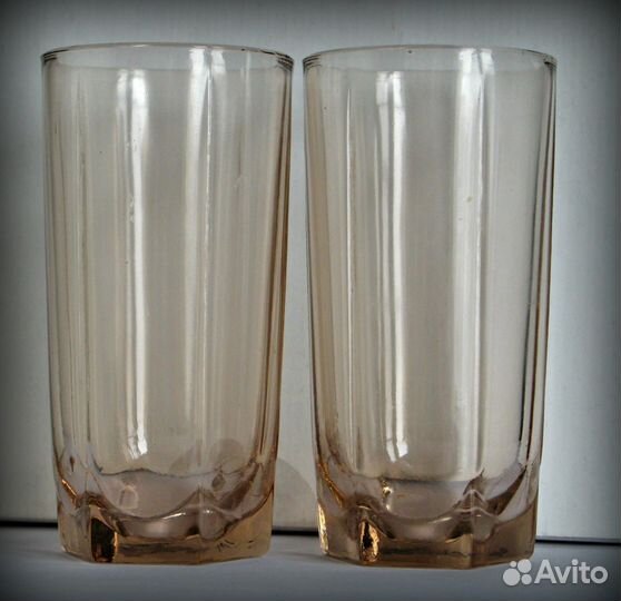 Пара стаканов