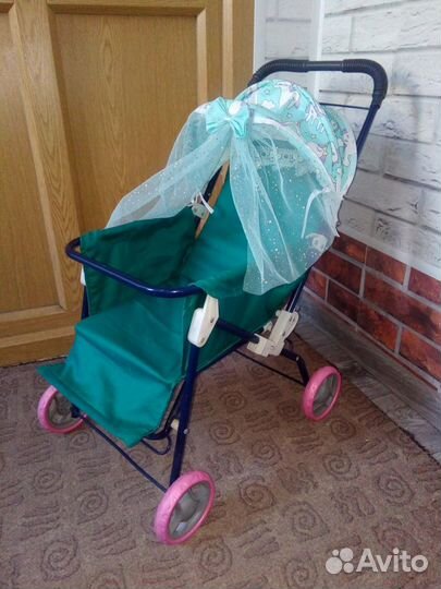 Коляска для кукол