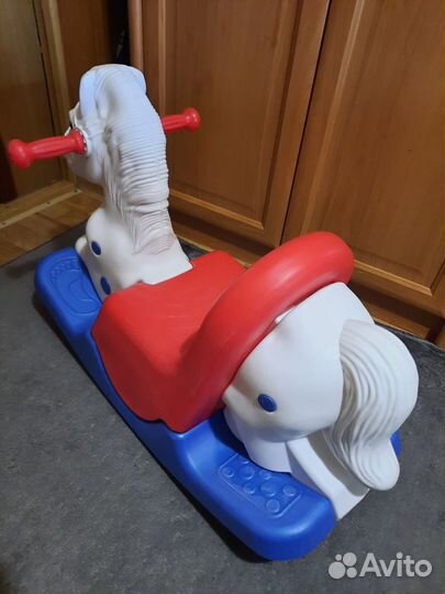 Лошадка -качалка в идеальном состоянии