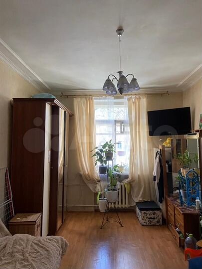 Комната 36 м² в 2-к., 1/5 эт.