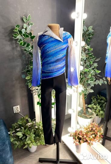 Костюм для фигурного катания