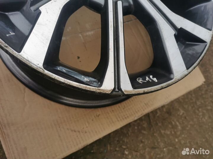 Диск литой R16 Kia Rio 4 X-Line 52910H0500