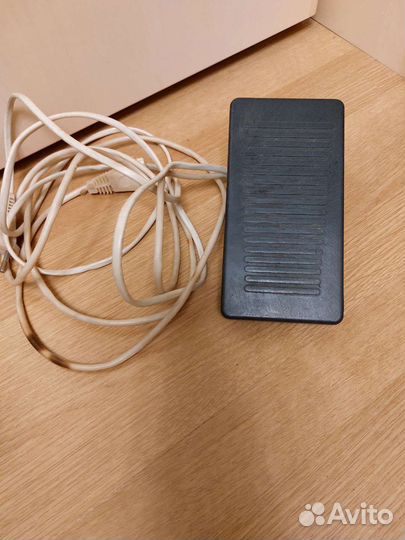 Краеобметочная машина, оверлок мкб-1