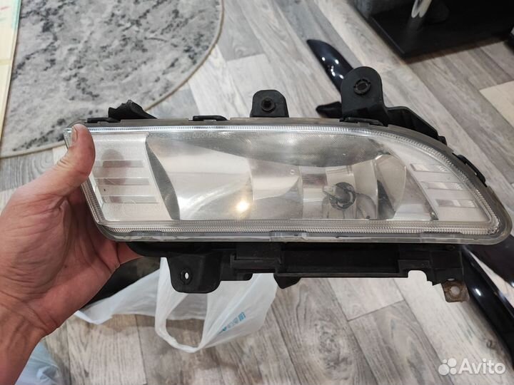 Противотуманная правая фара ssangyong kyron