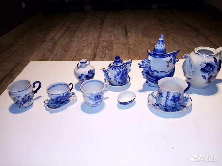 Коллекция Гжели, много разных предметов