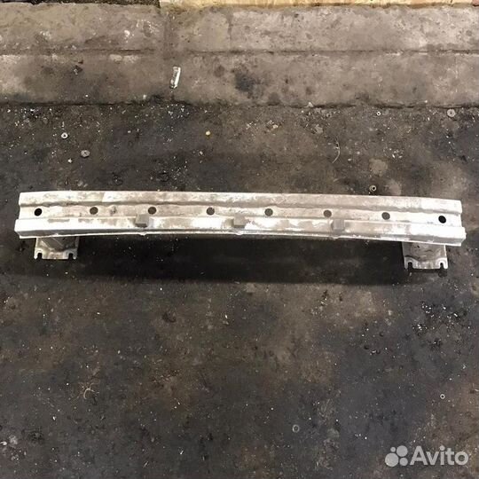 Усилитель бампера задний Suzuki Vitara 2LY 1.0