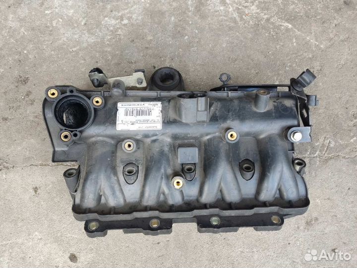 Коллектор впускной пластик 90 град. 1.3mjet Doblo