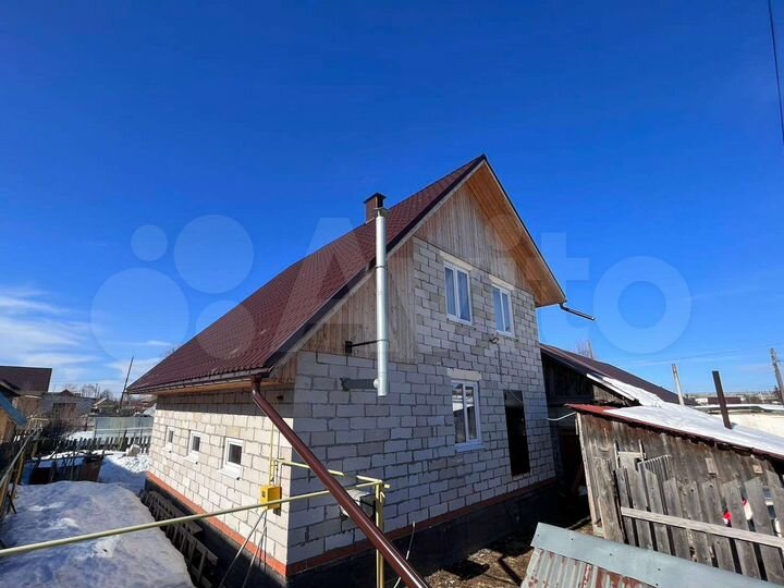 Дом 112 м² на участке 6,1 сот.