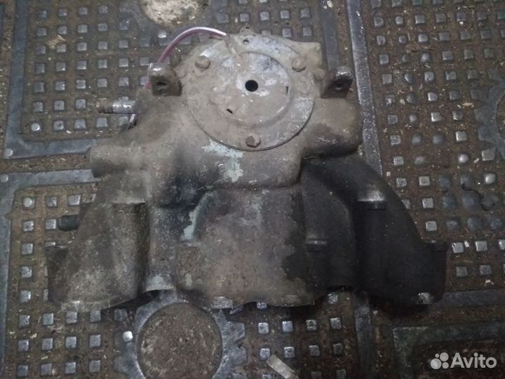 Впускной коллектор Volkswagen Passat B3