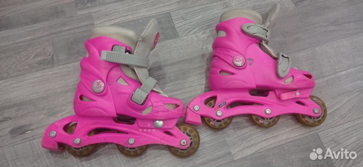 Роликовые коньки