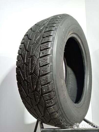 Tigar SUV Ice 215/65 R16