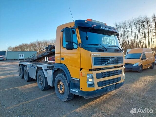 Pазбираем грузовик Volvo FM 2005-2008