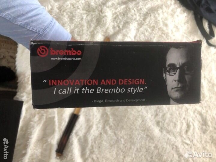 Тормозные колодки Brembo S61520