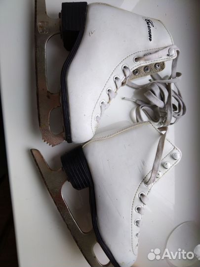 Коньки белые фигурные детские 28 размер