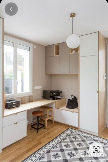 Рабочая зона у окна на заказ